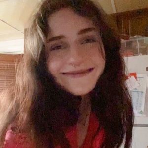 Meet your Posher, Michayla